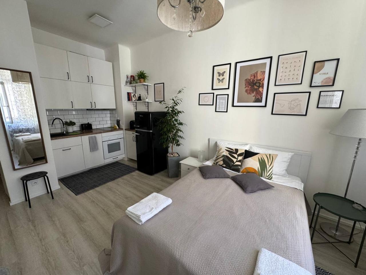 Homelike Prague Apartment Buitenkant foto